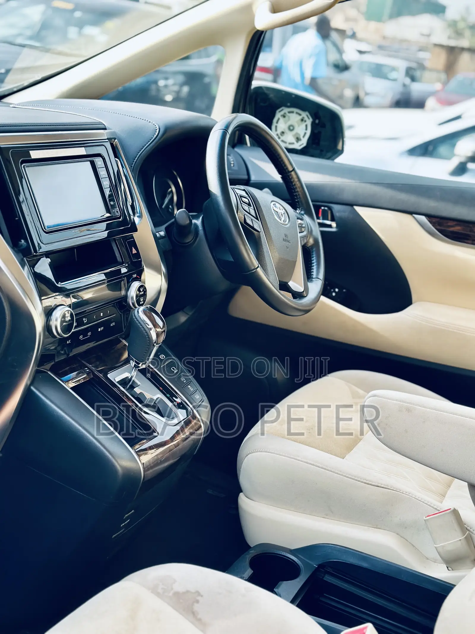 Toyota Alphard 2.5 Petrol FWD 2019 White
