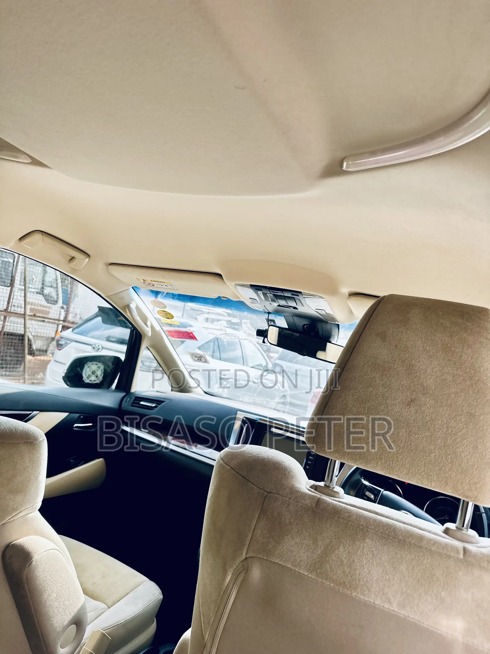Toyota Alphard 2.5 Petrol FWD 2019 White
