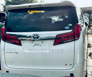 Toyota Alphard 2.5 Petrol FWD 2019 White