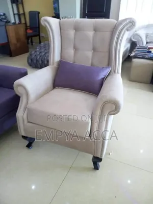Single Sofa Cream