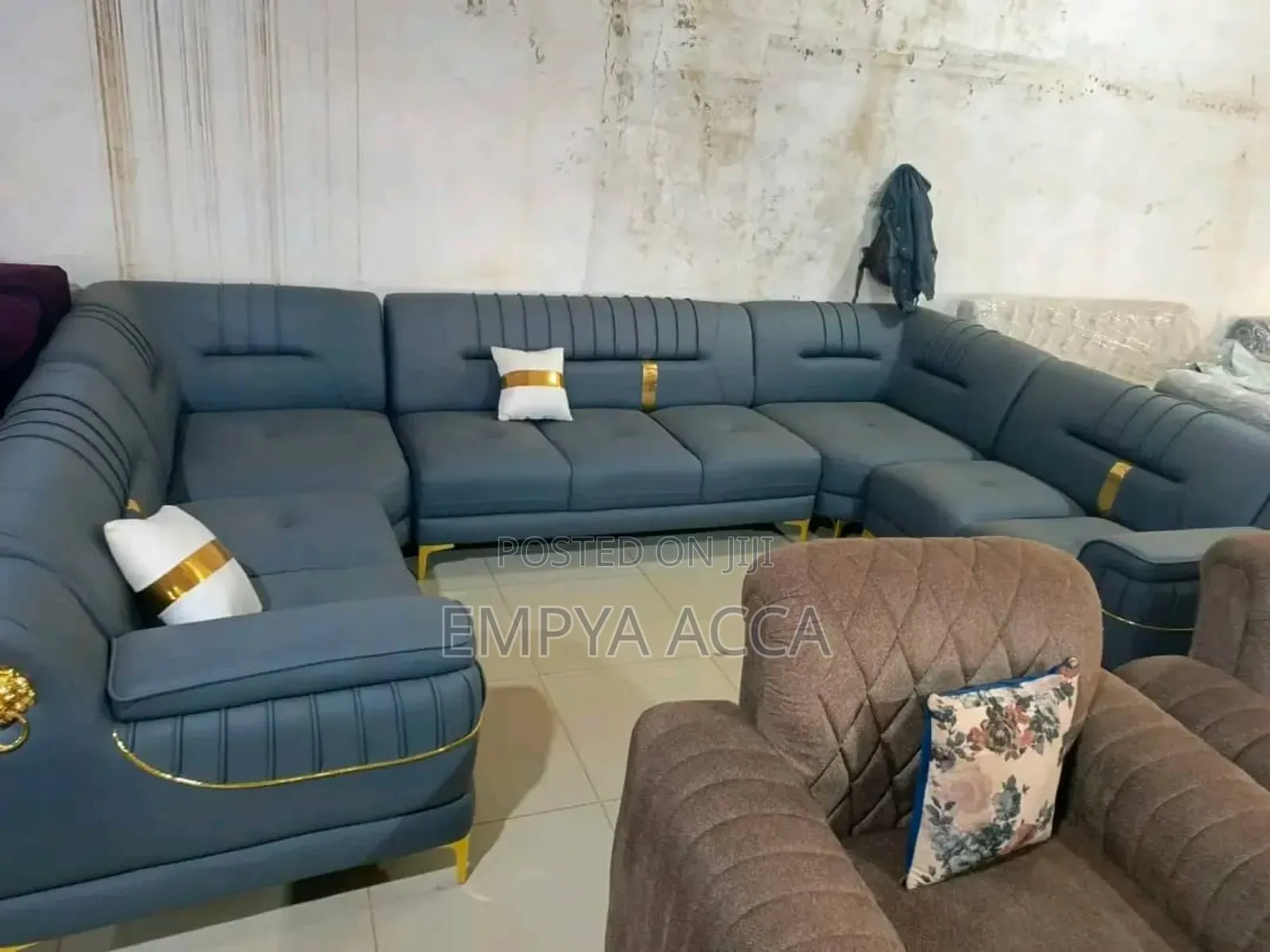 Wiz Sofa Set