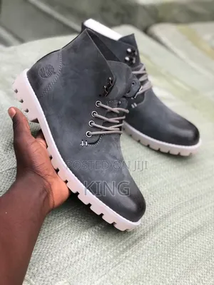 Iconic Leather Timberland Boots. New