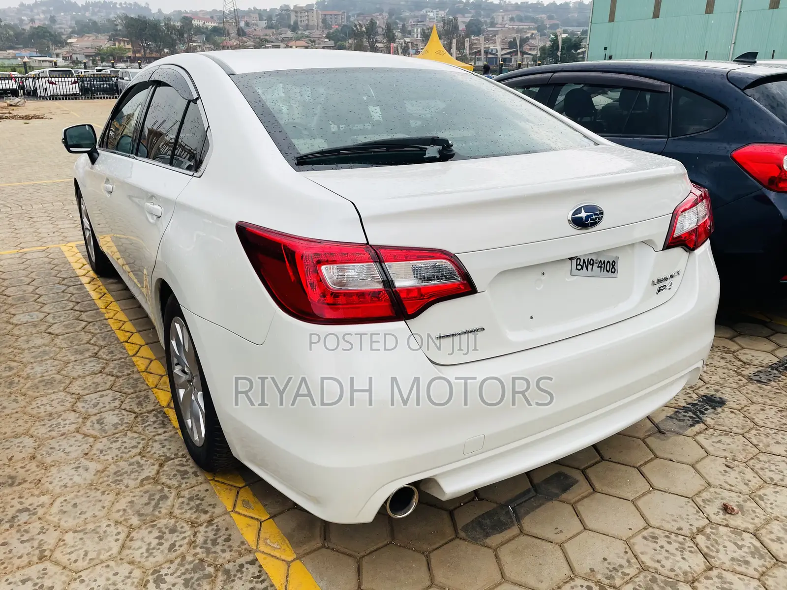 Subaru Legacy 2.5i AWD 2016 White