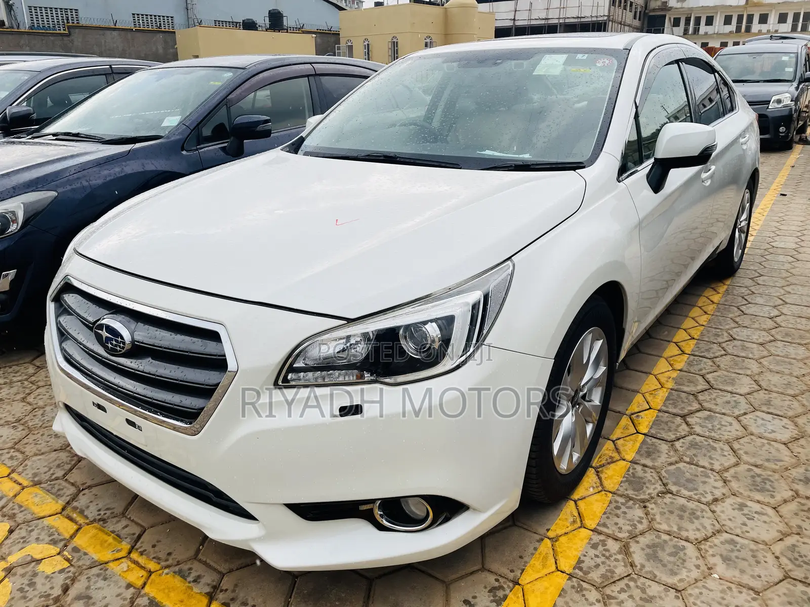 Subaru Legacy 2.5i AWD 2016 White