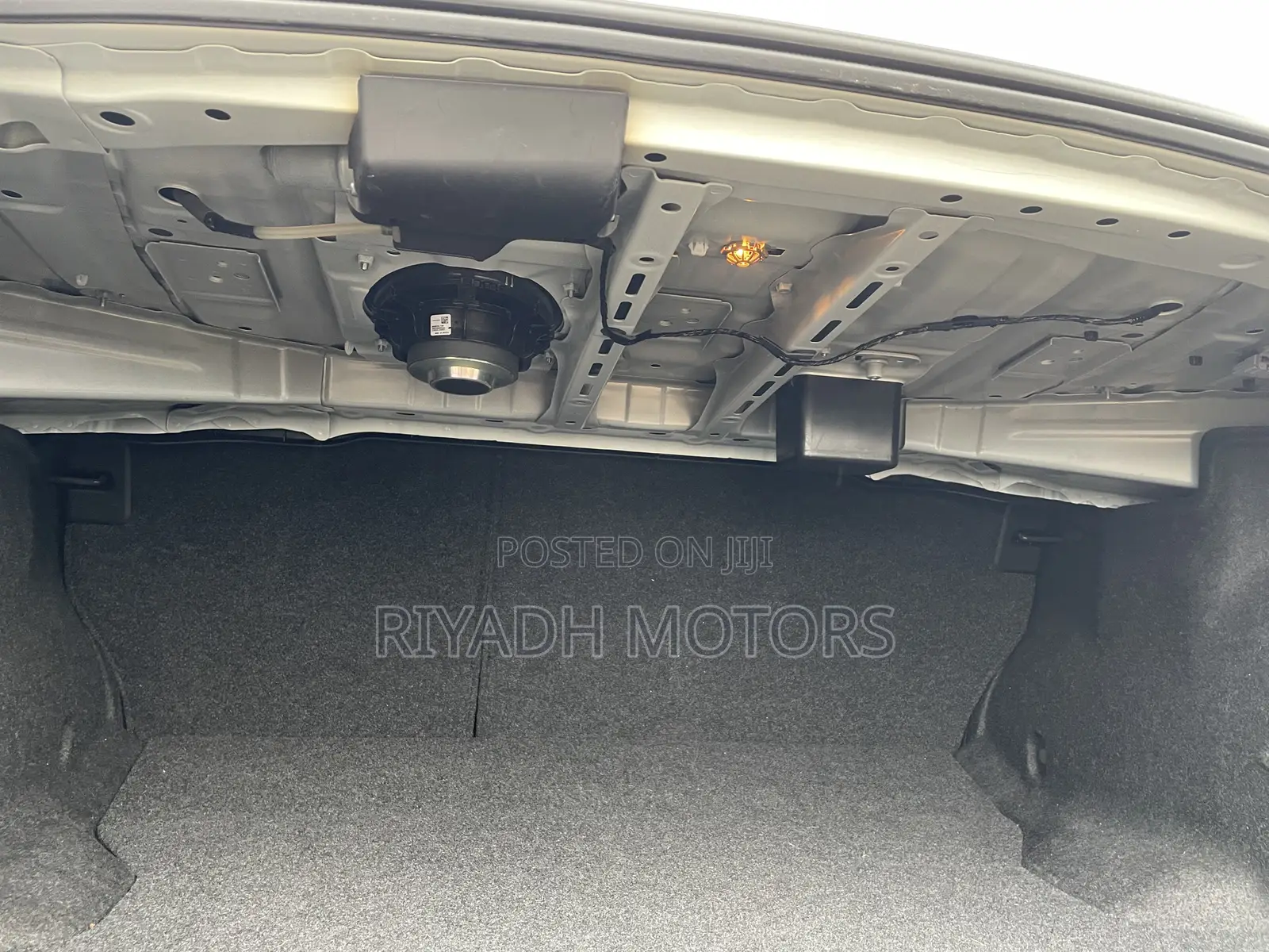 Subaru Legacy 2.5i AWD 2016 White