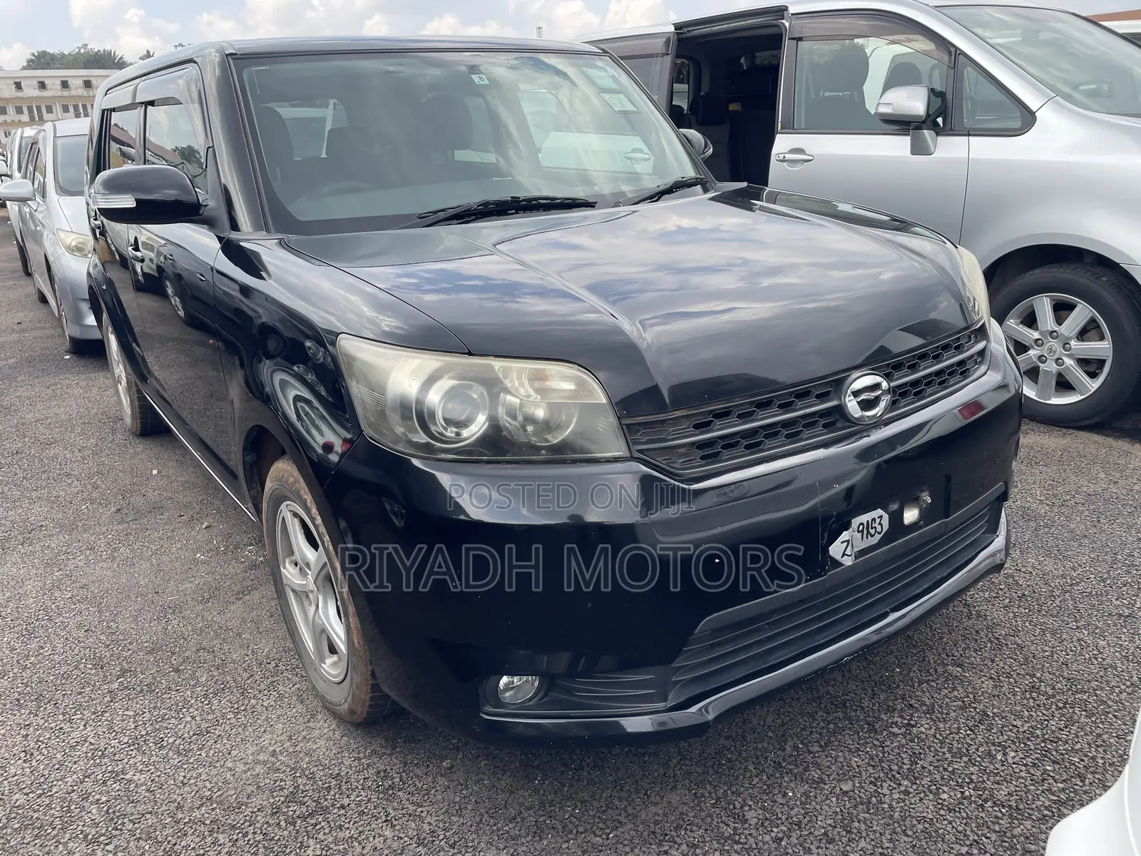 Toyota Corolla Rumion 2012 Black