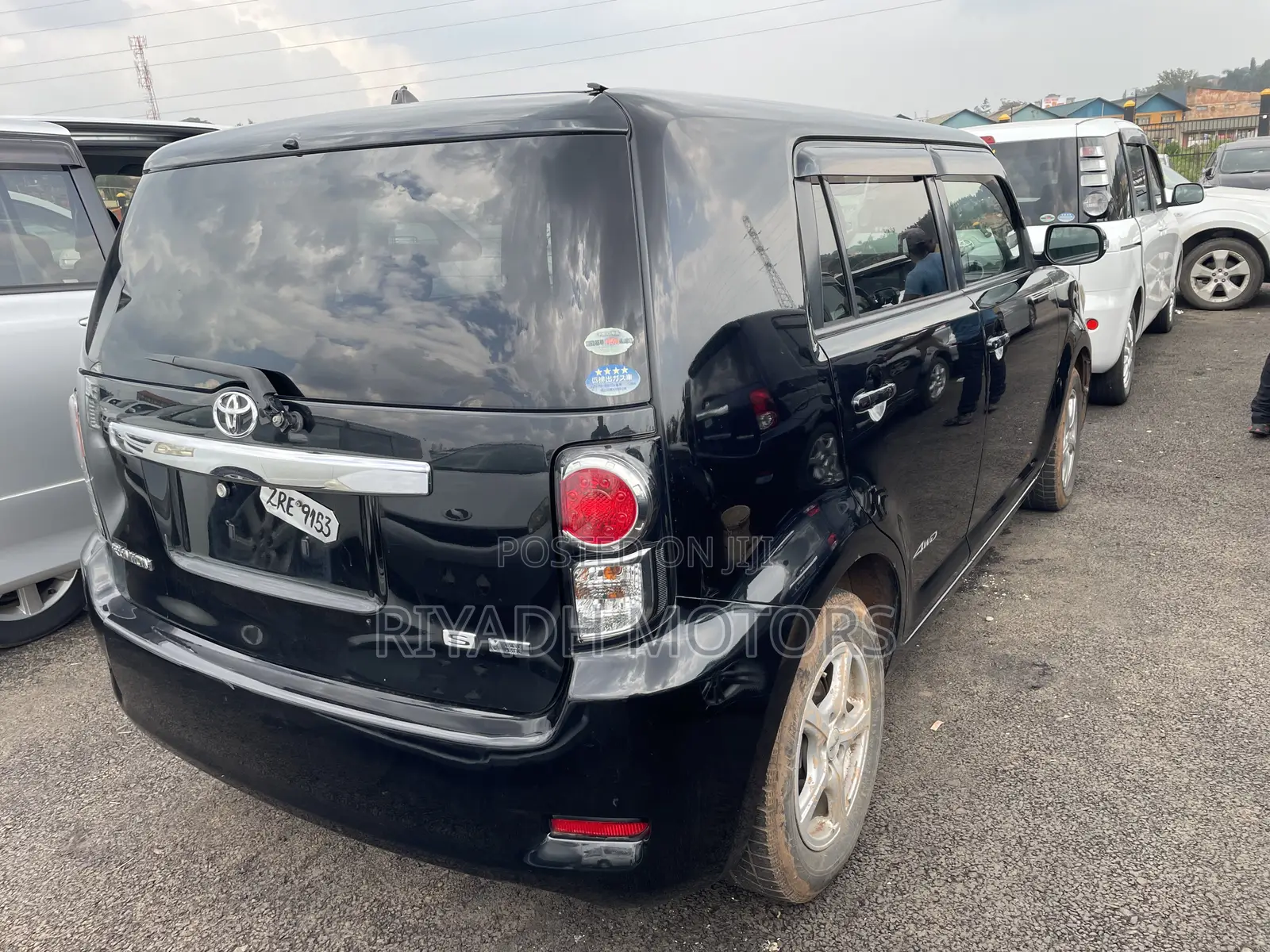Toyota Corolla Rumion 2012 Black