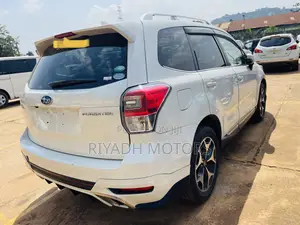 Subaru Forester 2017 White