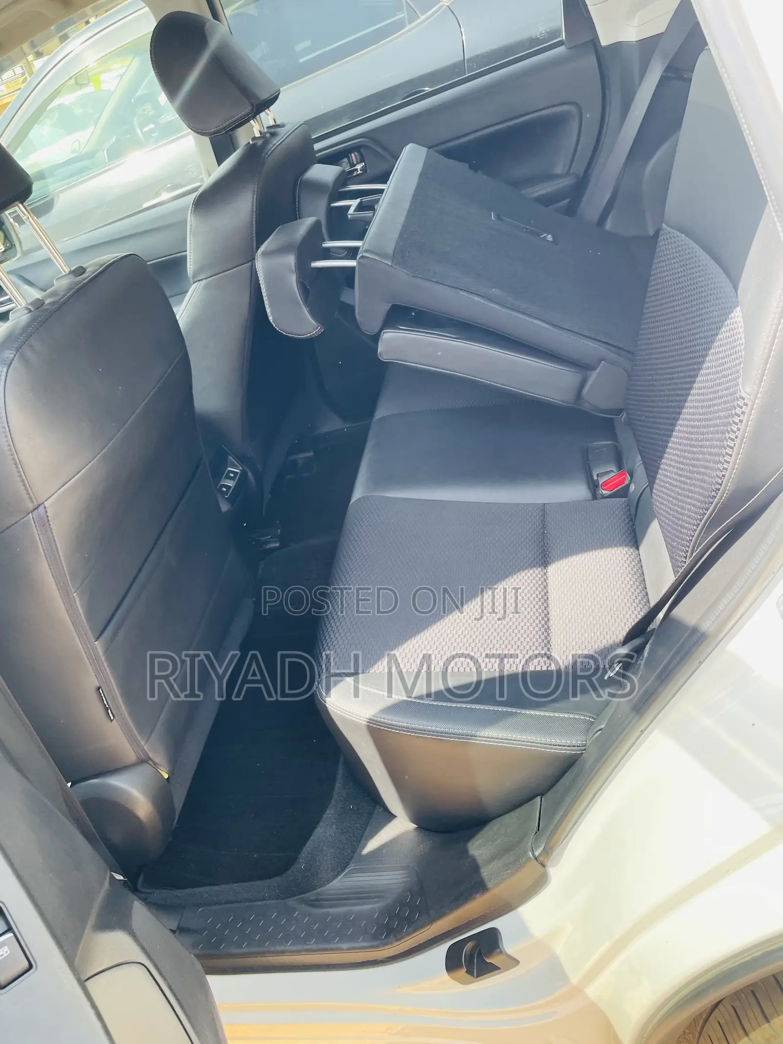 Subaru Forester 2017 White