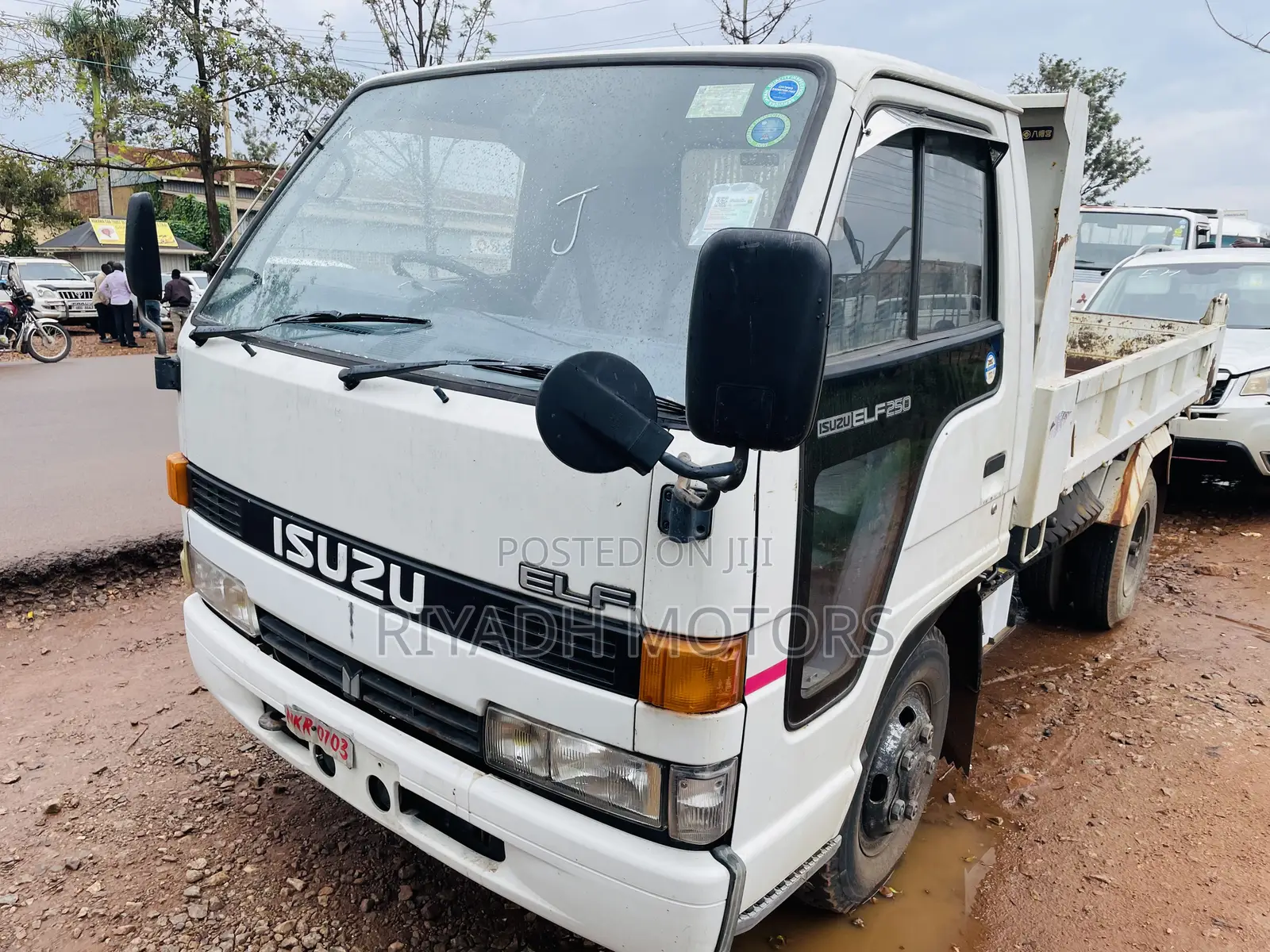 Isuzu Tipper