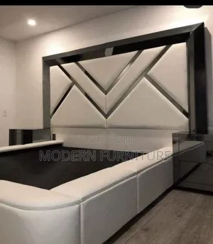 King's Size Bed of 5x6 Feet