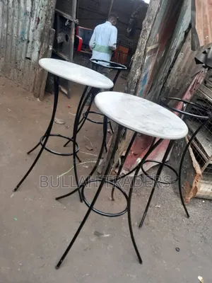 Restaurant Tables Round