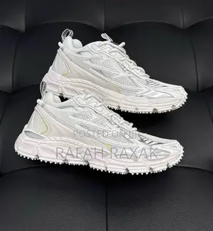Original Off-White Be Right Backs “New York” Sneakers