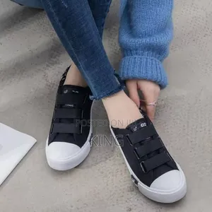 Proven Ultimate Sneakers. Ladies