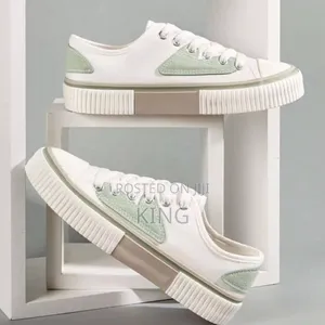 Assured Ultimate Sneakers. Ladies