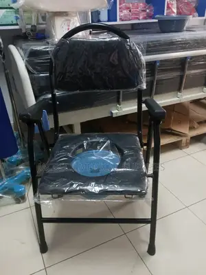 Commode Chair 2
