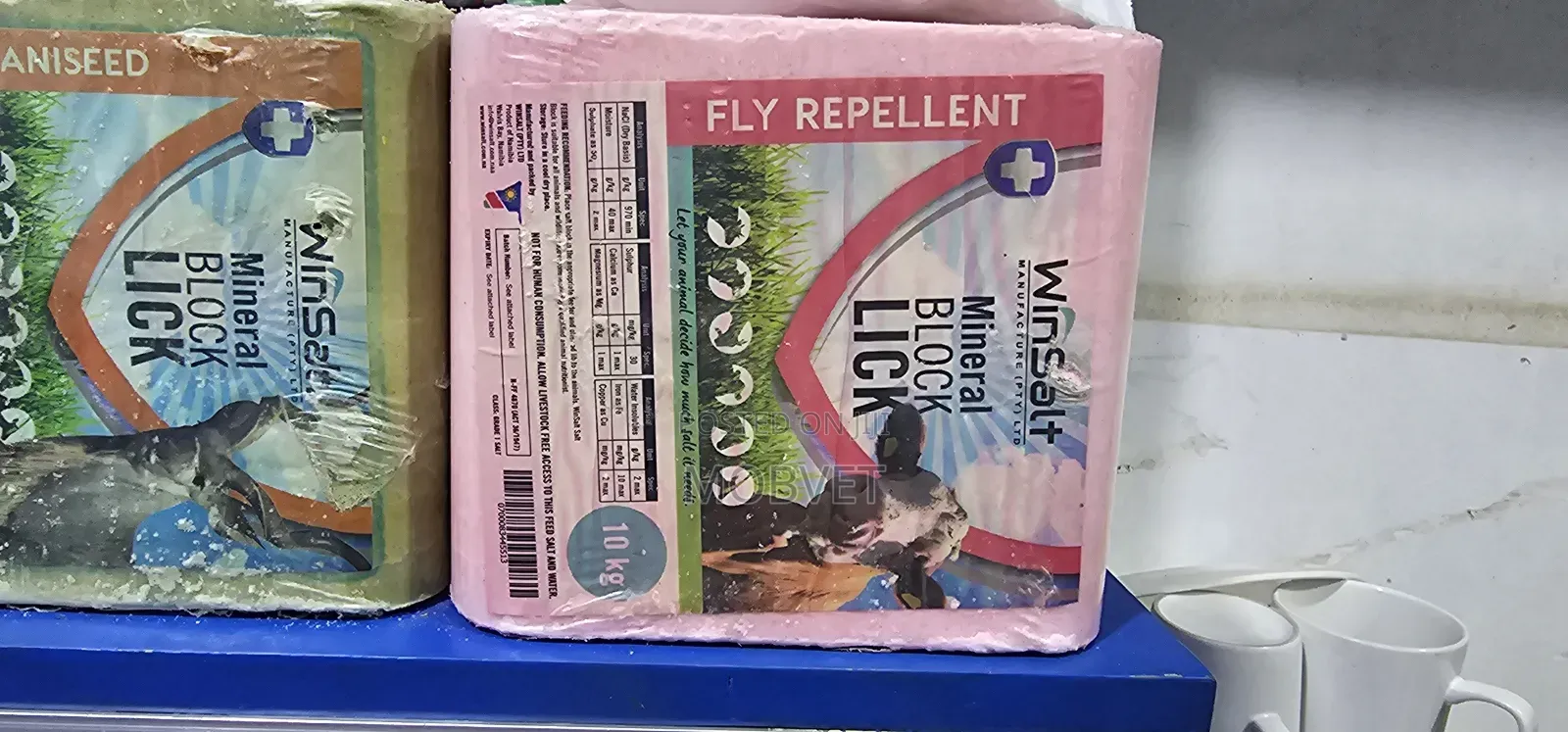 Fly Repellent Mineral Block