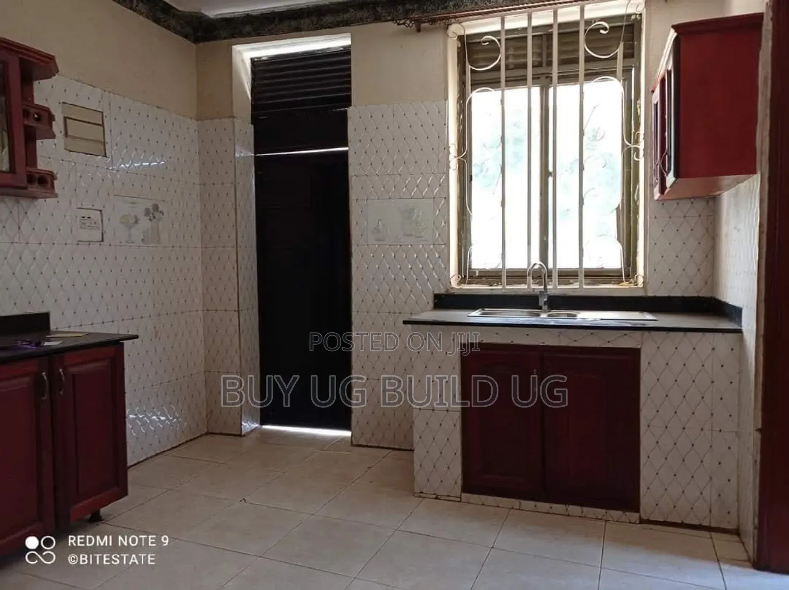 5bdrm Duplex in Nalya, Central Division for rent