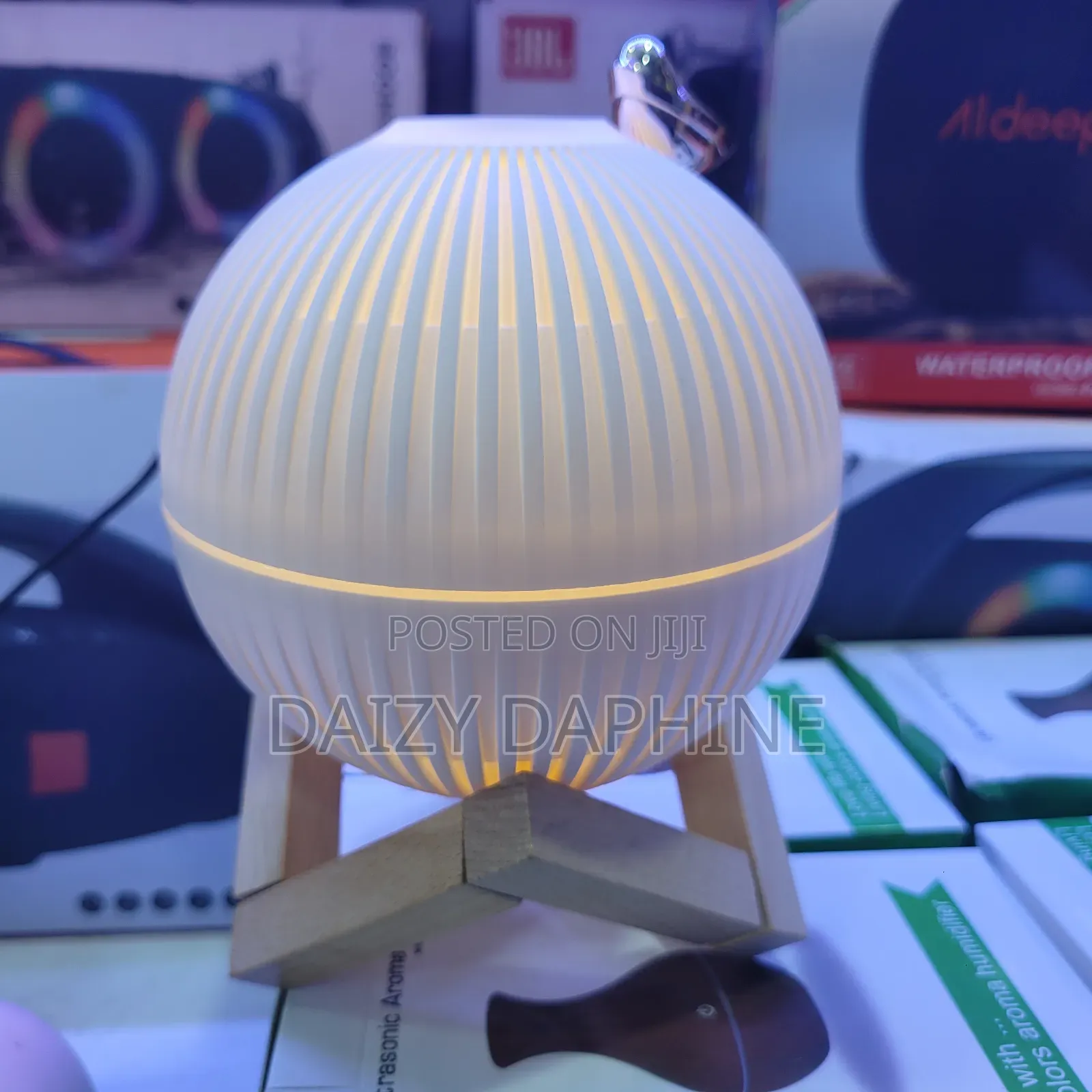 Lark Humidifier/Table Lamp and Humidifier