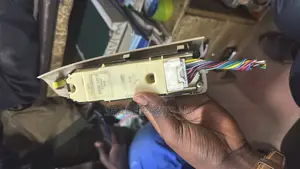 Corolla Spacio Main Door Switch