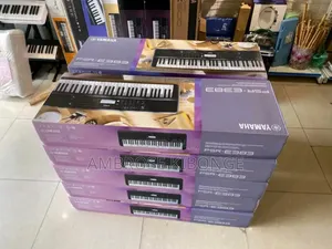 Original Yamaha PSR E383 in-Buit Functions Piano Keyboards