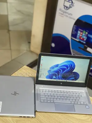 New Laptop HP Envy Spectre XT 13 8GB Intel Core I7 SSD 256GB