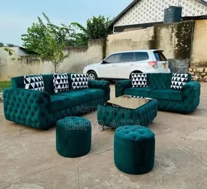 Hesterfli Eee D Sofa