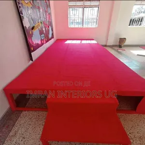 Pure Red Cut Cut Office Woolen Carpets Per Square Meter.