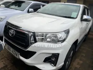 Toyota Hilux 2017 White