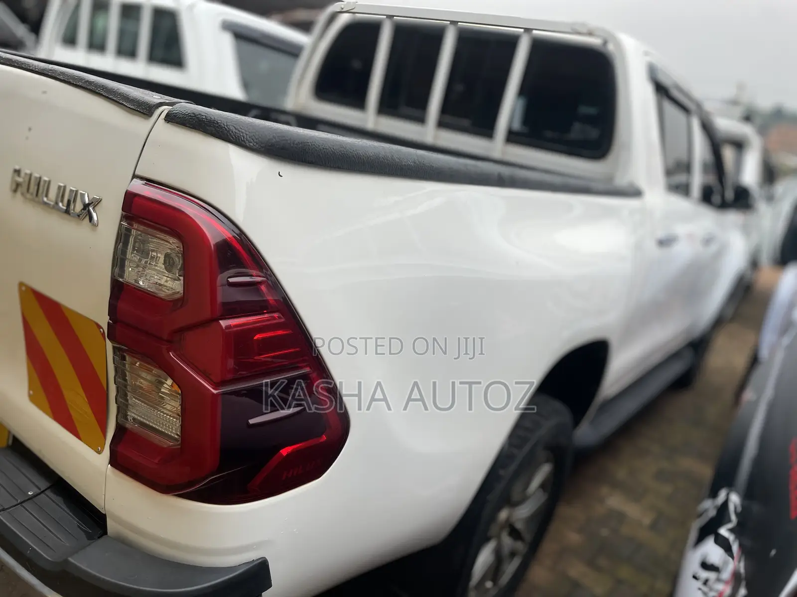 Toyota Hilux 2017 White