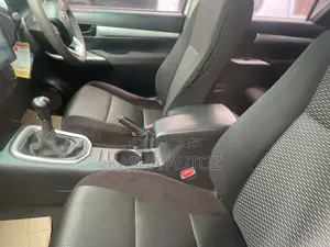 Toyota Hilux 2017 White
