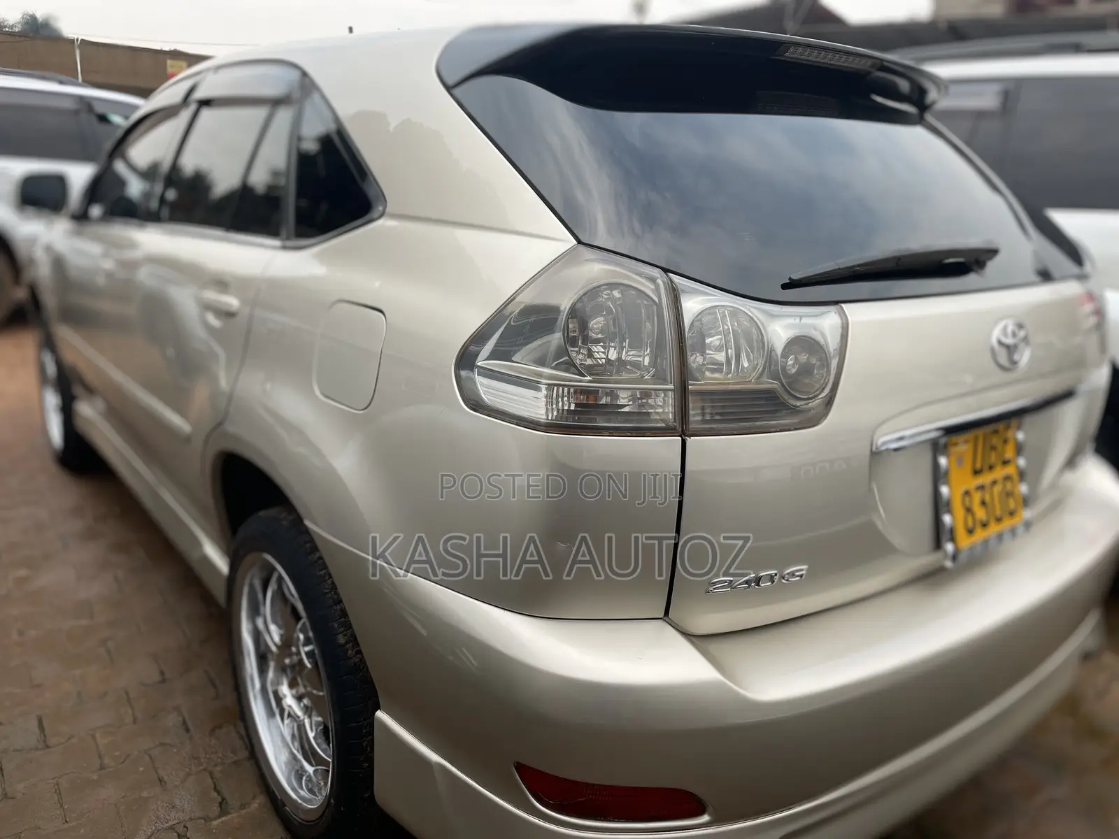 Toyota Harrier 2007 Gold