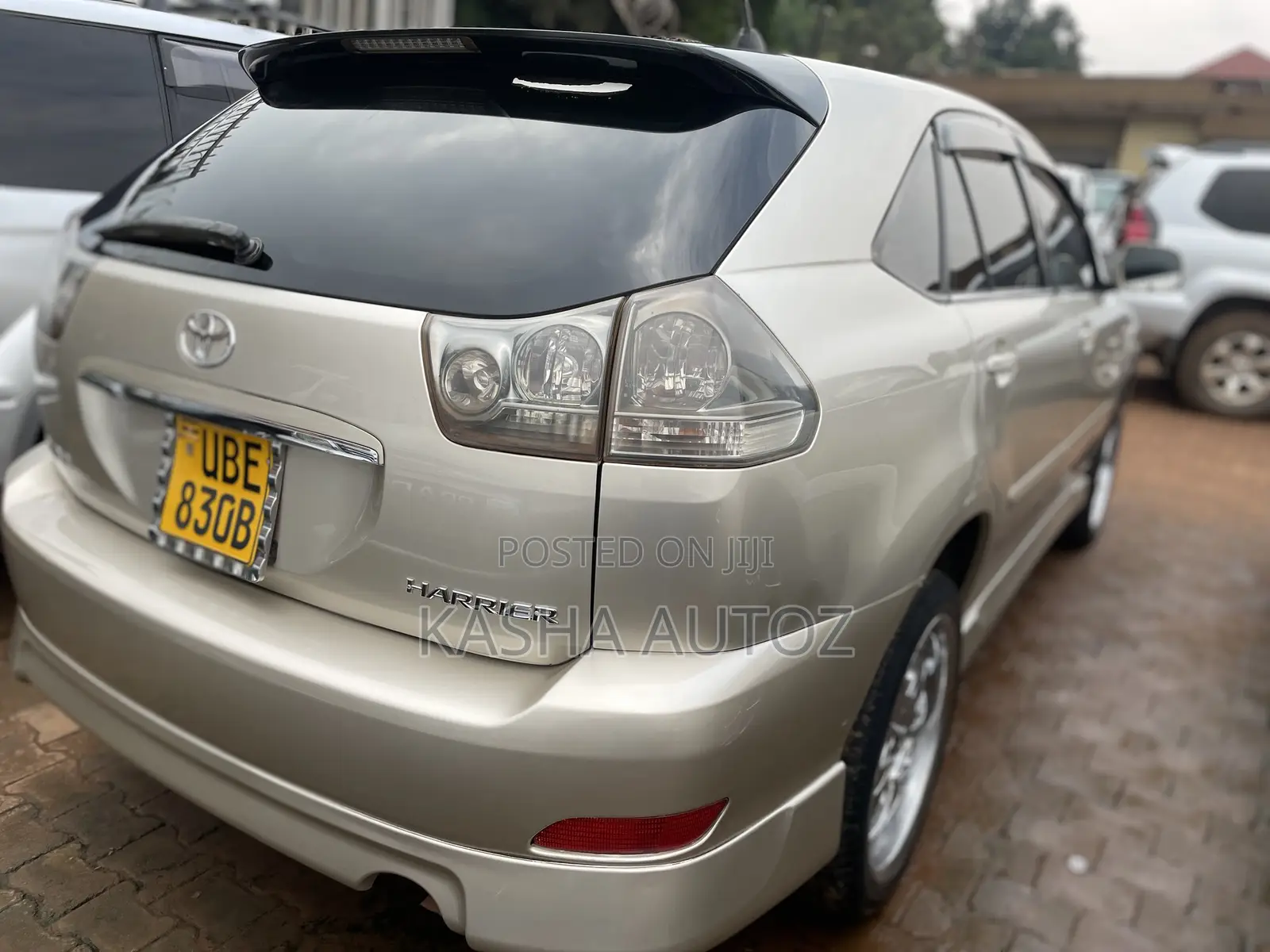 Toyota Harrier 2007 Gold