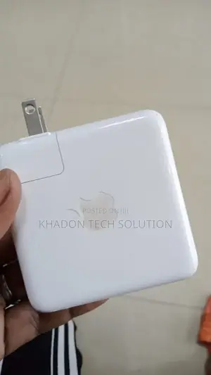 Original Apple Type C Charger USB-C Uk Used