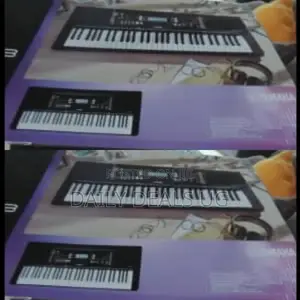 Electric Keyboard Piano