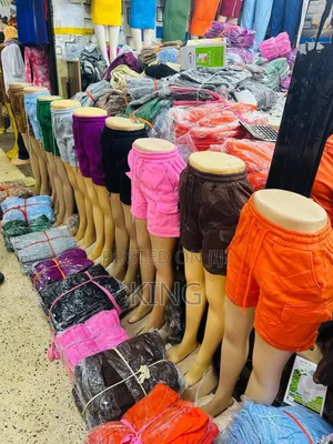 Notch Ladies Cargo Sweta Shorts