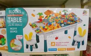 303pcs Kids Building Blocks Play Toys With Table and Chair