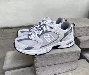 New Balance 530 MR530CB.