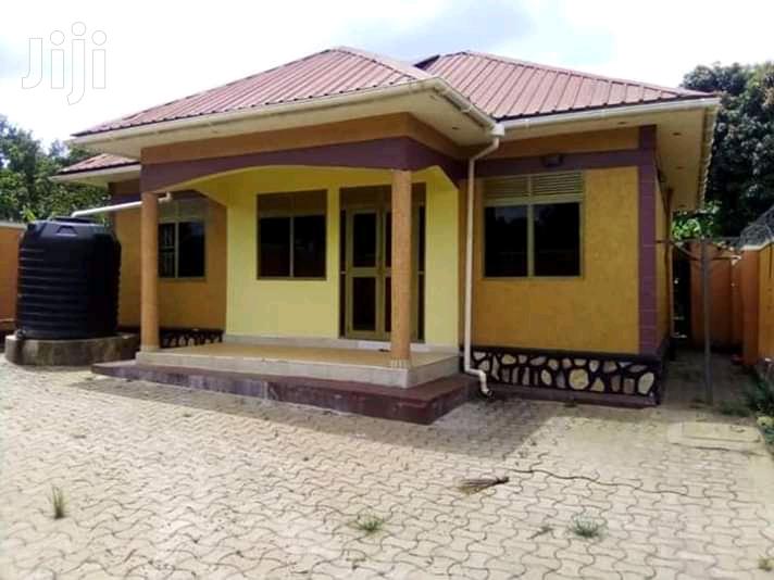 House Painting in Kampala Building & Trades Services, Kabwama Dennis