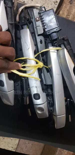 Subaru Exiga Door Handles