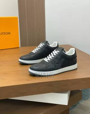 Louis Vuitton Rivoli Sneakers