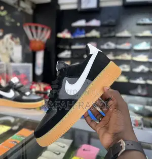 Original Nike Air Force 1 07 LV8 Black/Gum Sneaker