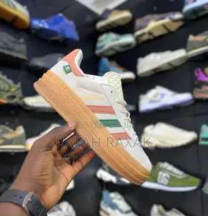 Original Suede Adidas Gazelle Bold Sneakers