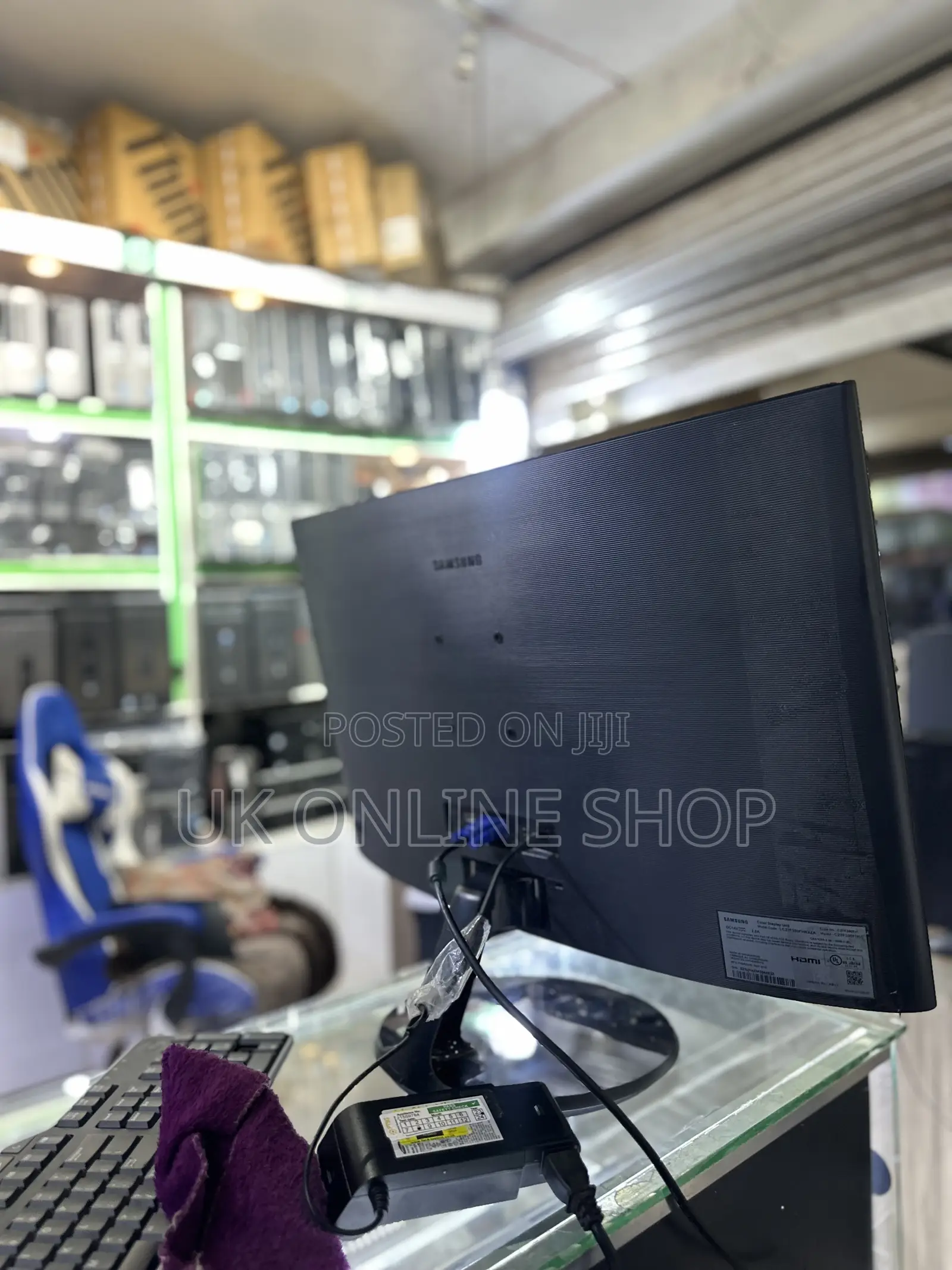 27 Inch Curved Samsung Monitor