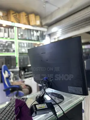 27 Inch Curved Samsung Monitor