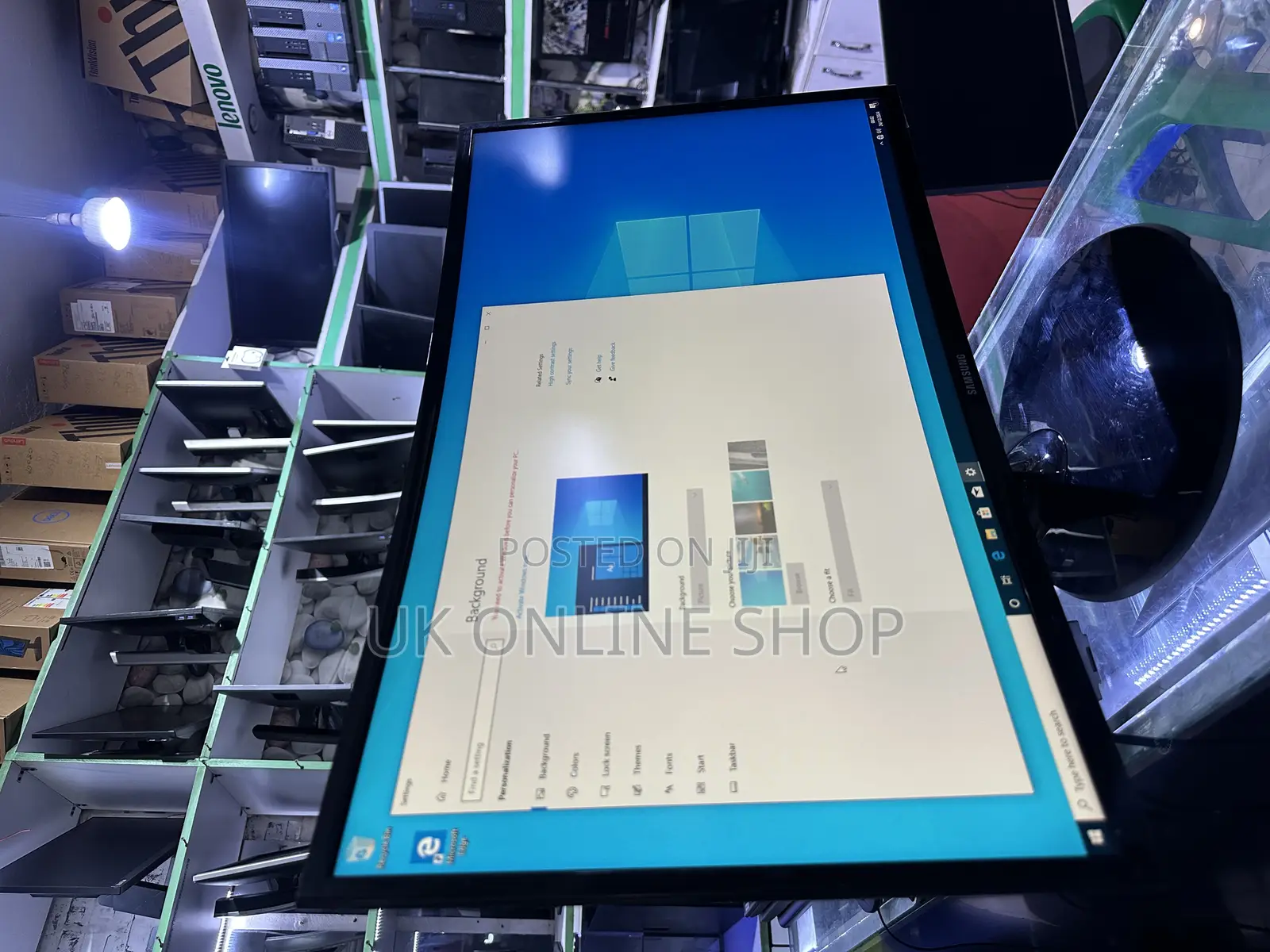 27 Inch Curved Samsung Monitor