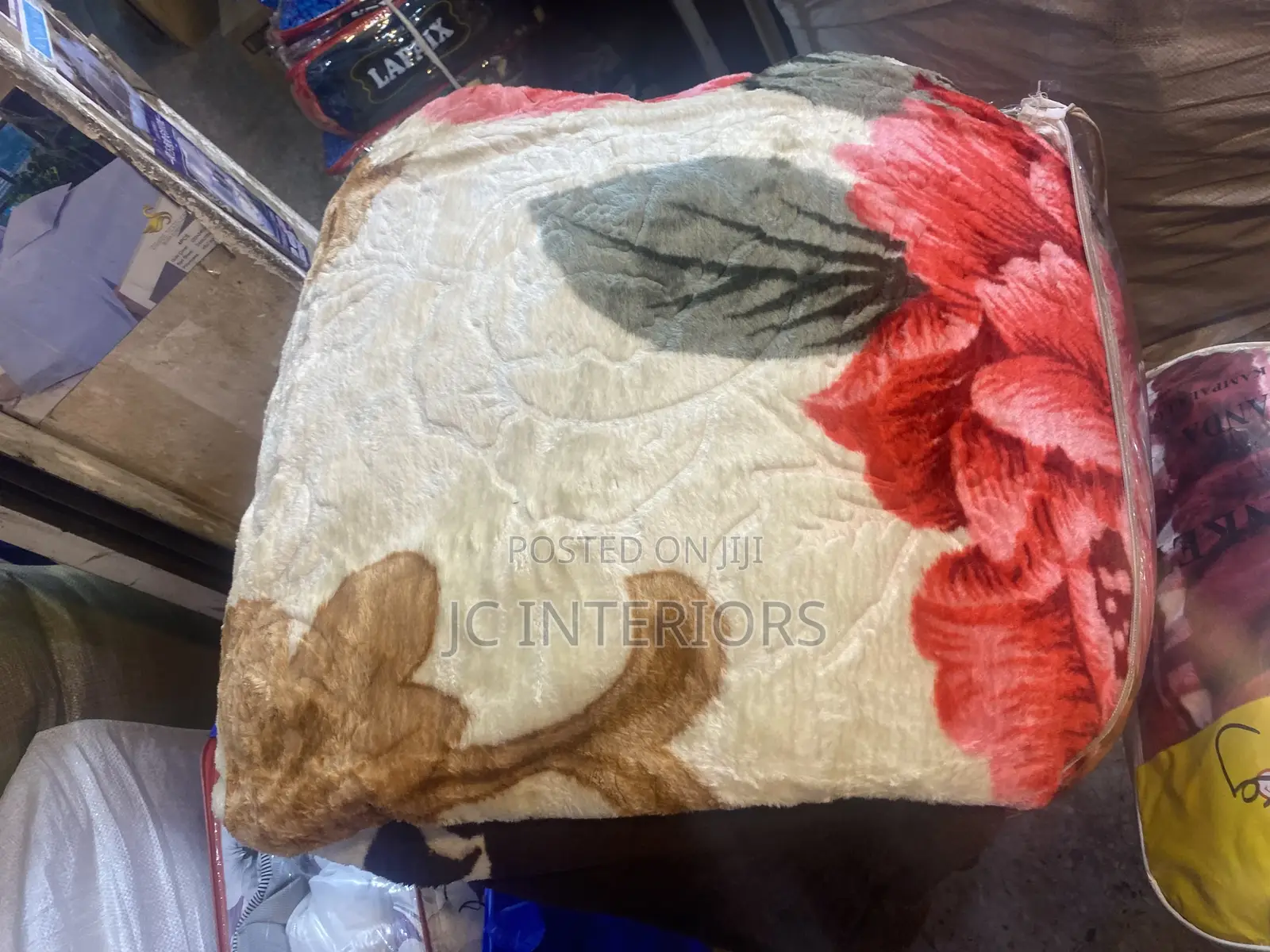 6x6 Heavy Blankets