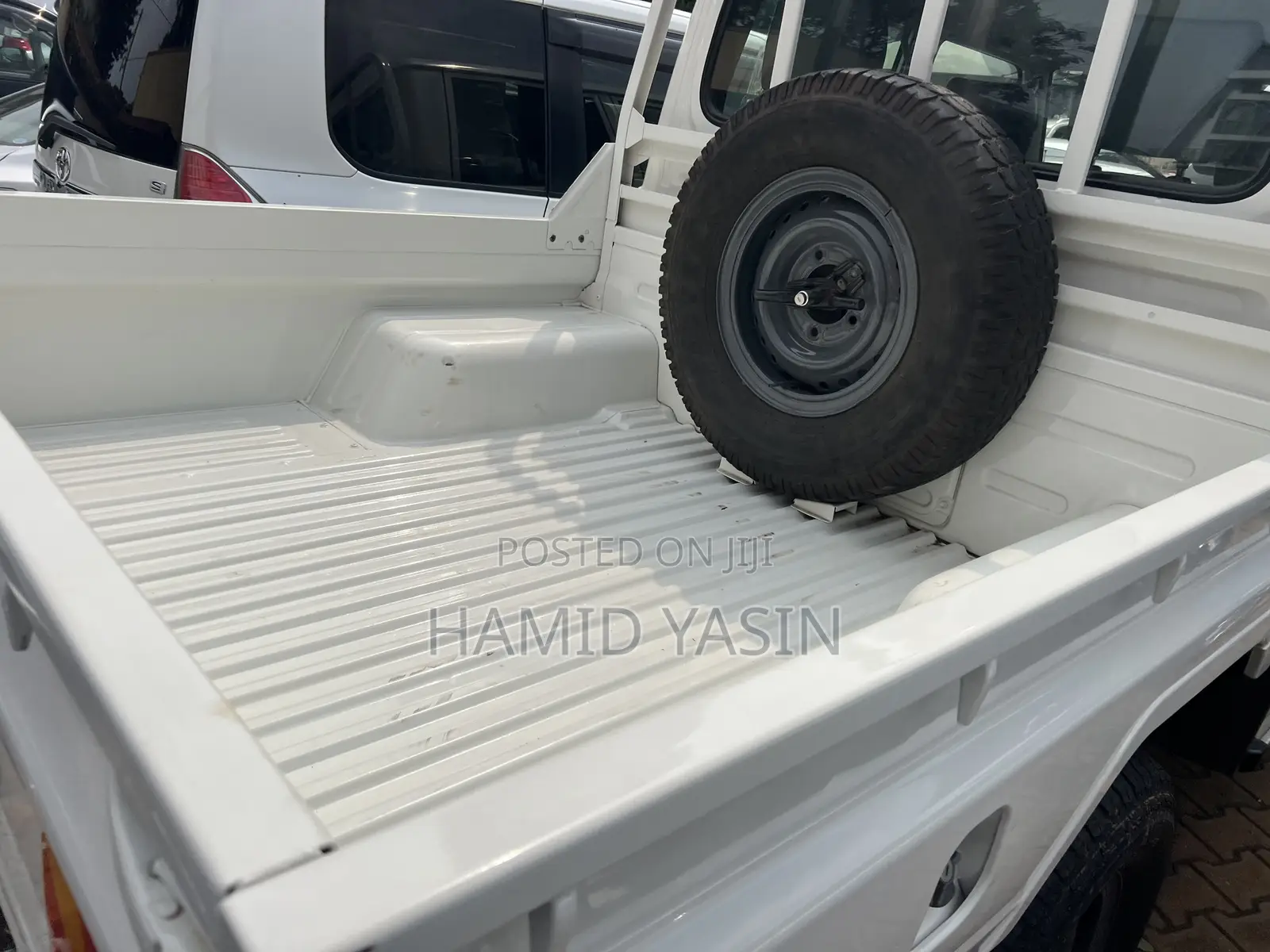Toyota Land Cruiser 2015 White