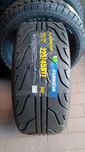 225/45r17 X-Arrow Farroad