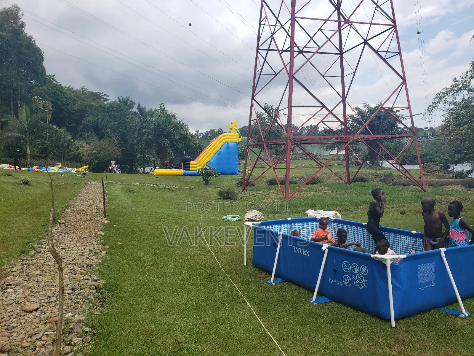 Out Side Swimming Pool for Hire